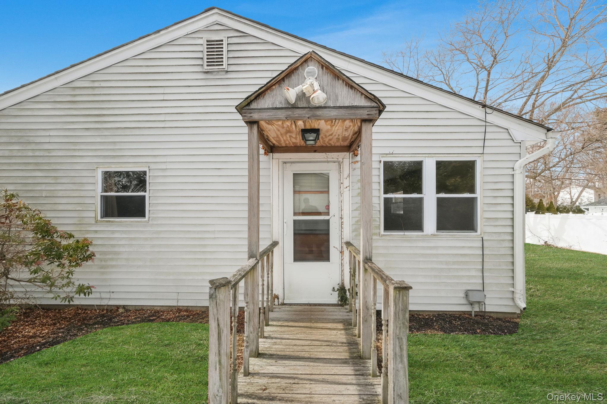 #4 photo, 73 Morton Street, Port Jefferson Station , NY 11776