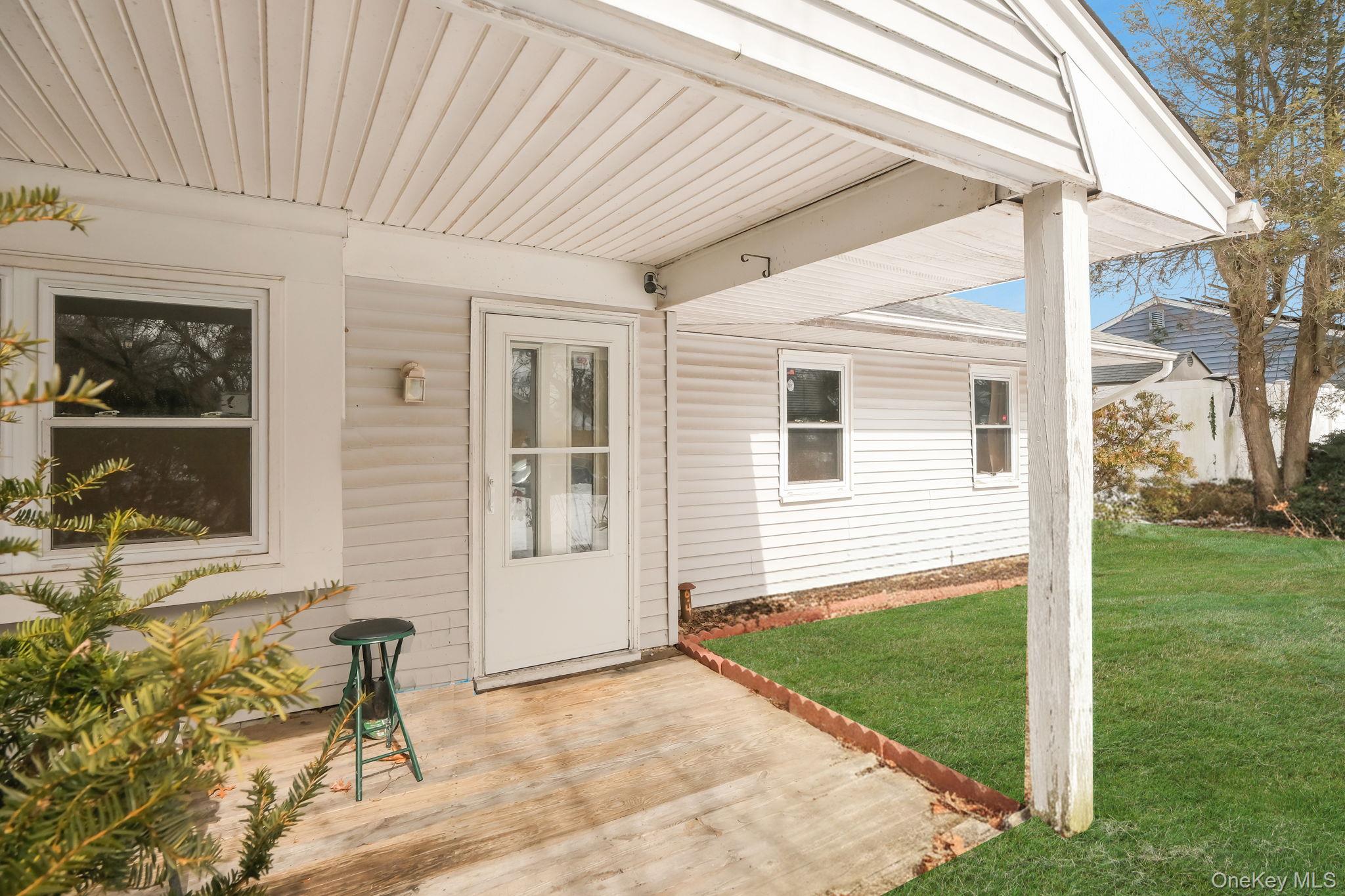 #6 photo, 73 Morton Street, Port Jefferson Station , NY 11776