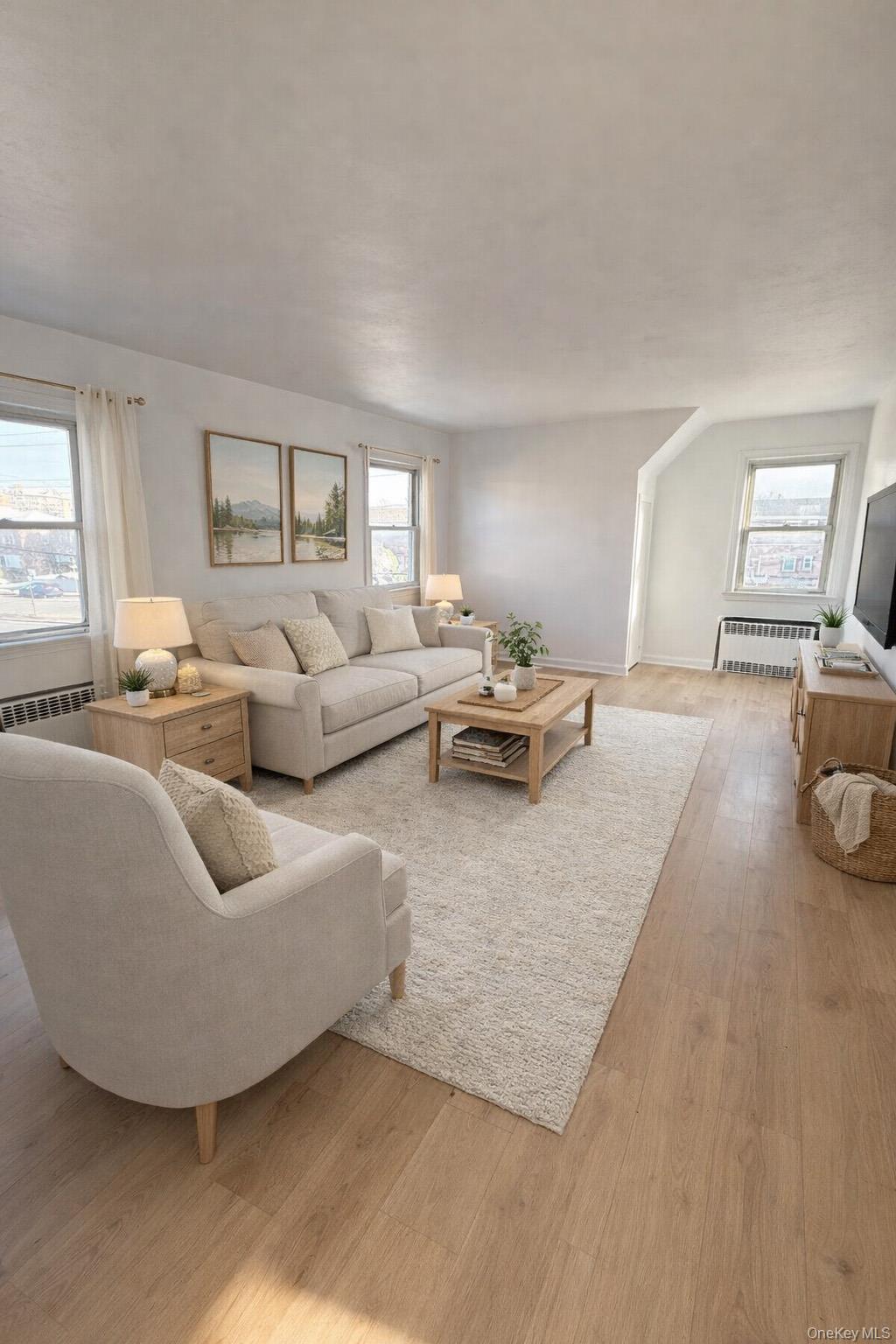 #3 photo, 165-25 Union Turnpike, Fresh Meadows , NY 11366