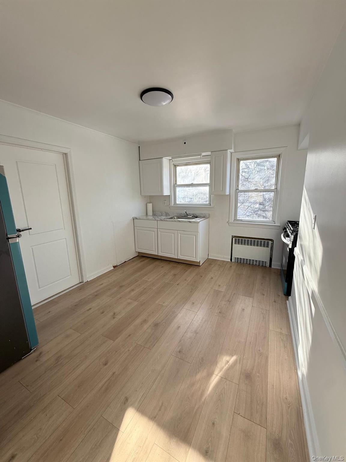 #9 photo, 165-25 Union Turnpike, Fresh Meadows , NY 11366