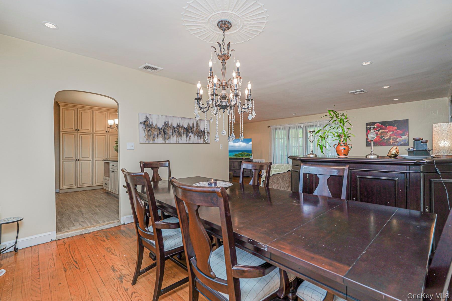 #11 photo, 4 Brentwood Avenue, סטטן איילנד Staten Island , NY 10301