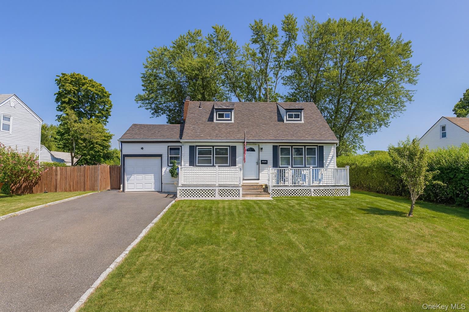 #1 photo, 10 Hickory Street, Central Islip , NY 11722