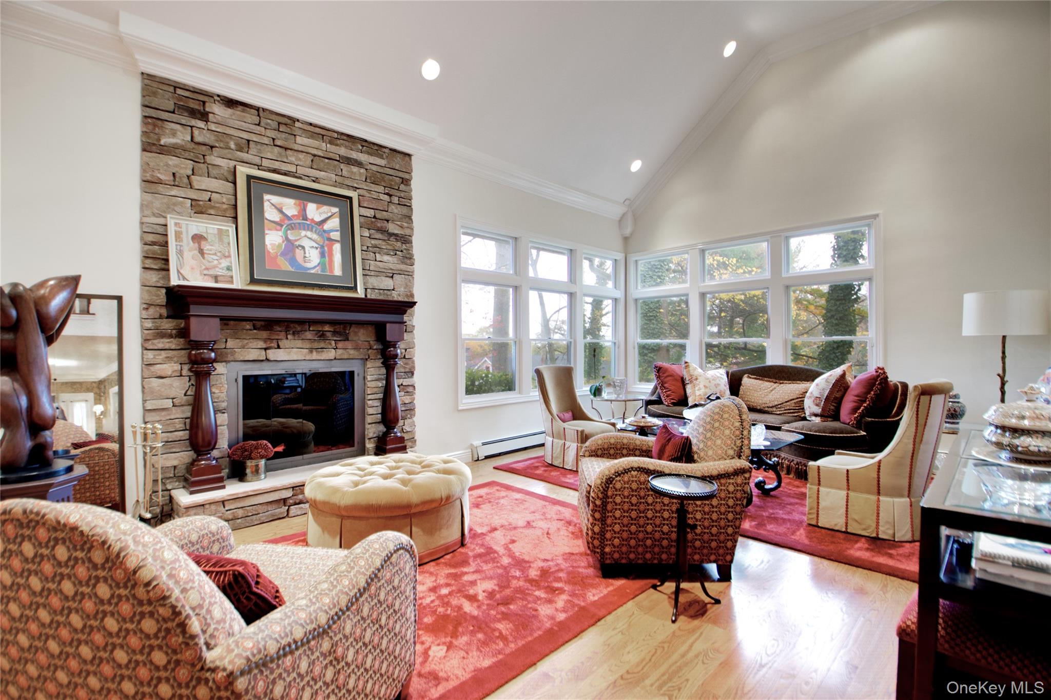 #4 photo, 110 Birch Drive, East Hills , NY 11576