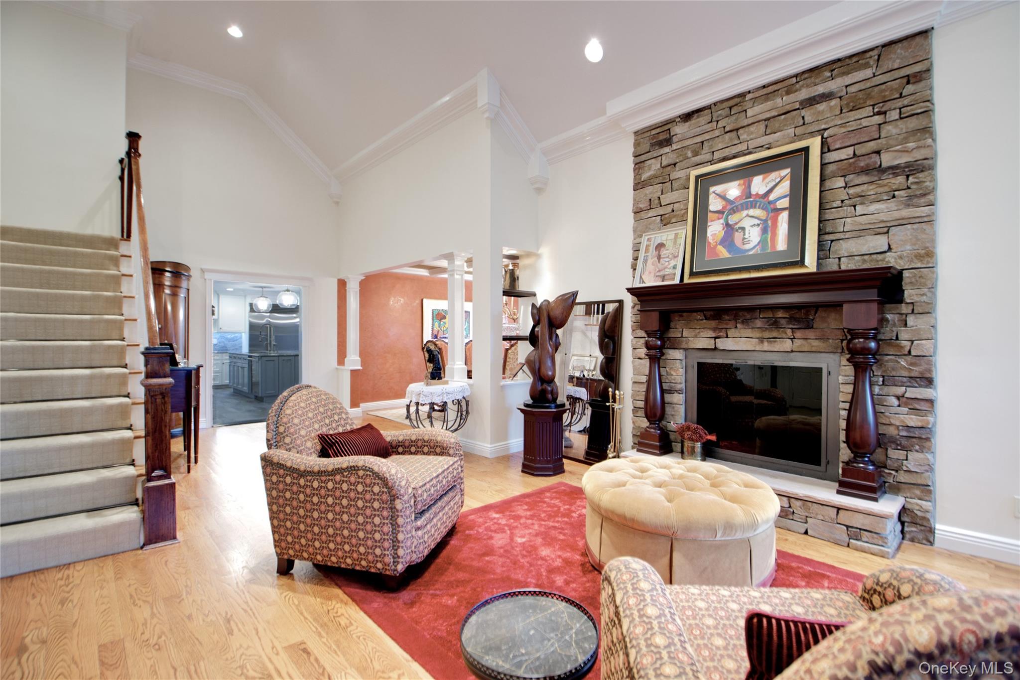 #5 photo, 110 Birch Drive, East Hills , NY 11576