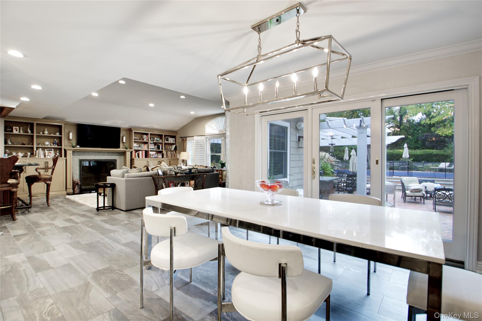 #9 photo, 110 Birch Drive, East Hills , NY 11576