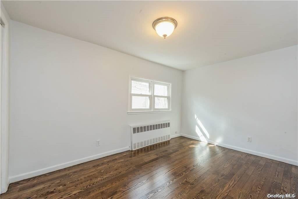 #12 photo, 32 Grove Street, Нассау ‖ Glenwood Landing , NY 11547