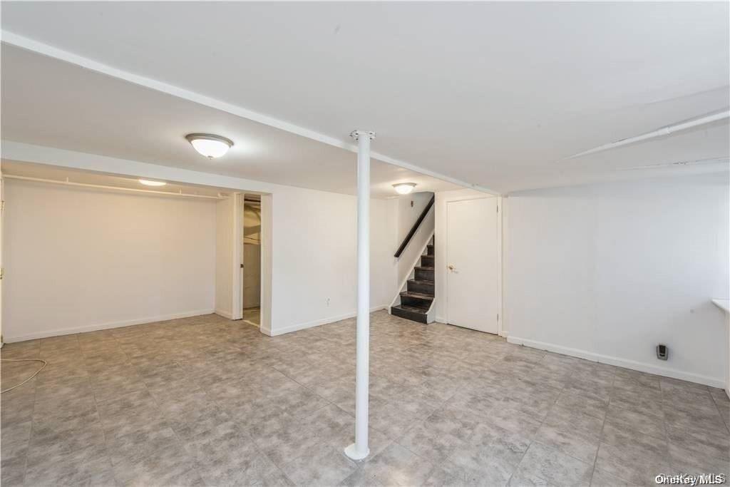 #16 photo, 32 Grove Street, Нассау ‖ Glenwood Landing , NY 11547