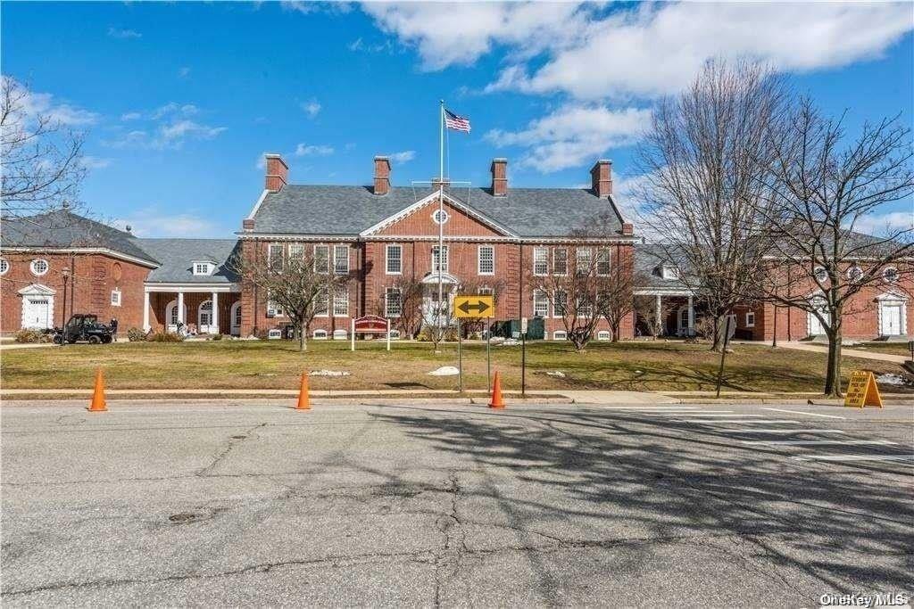 #19 photo, 32 Grove Street, Нассау ‖ Glenwood Landing , NY 11547