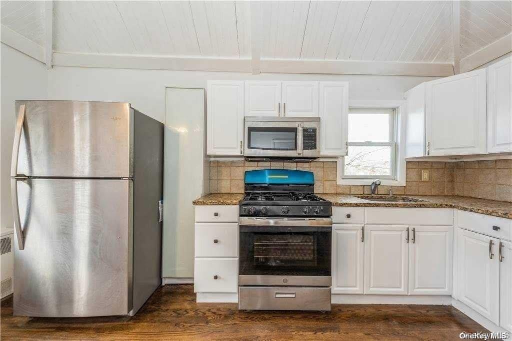 #6 photo, 32 Grove Street, Нассау ‖ Glenwood Landing , NY 11547