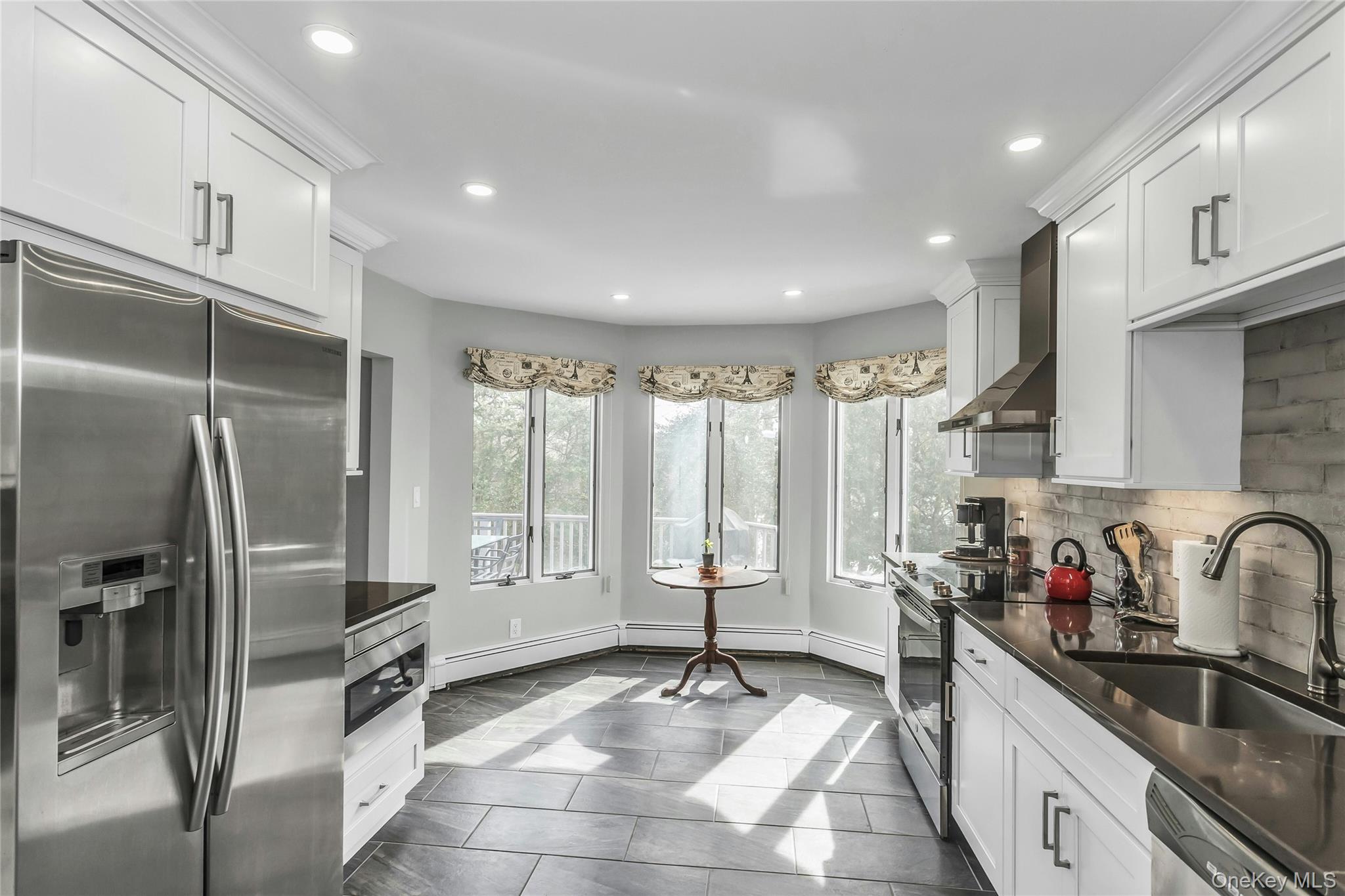 #11 photo, 69 Bogart Avenue, Нассау ‖ Port Washington , NY 11050