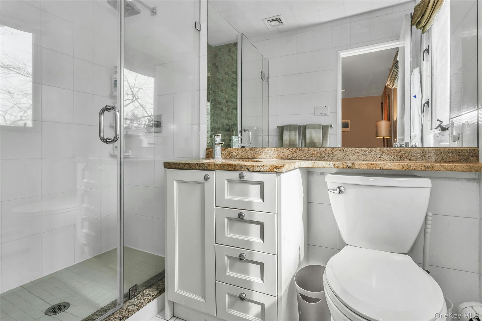 #15 photo, 69 Bogart Avenue, Нассау ‖ Port Washington , NY 11050