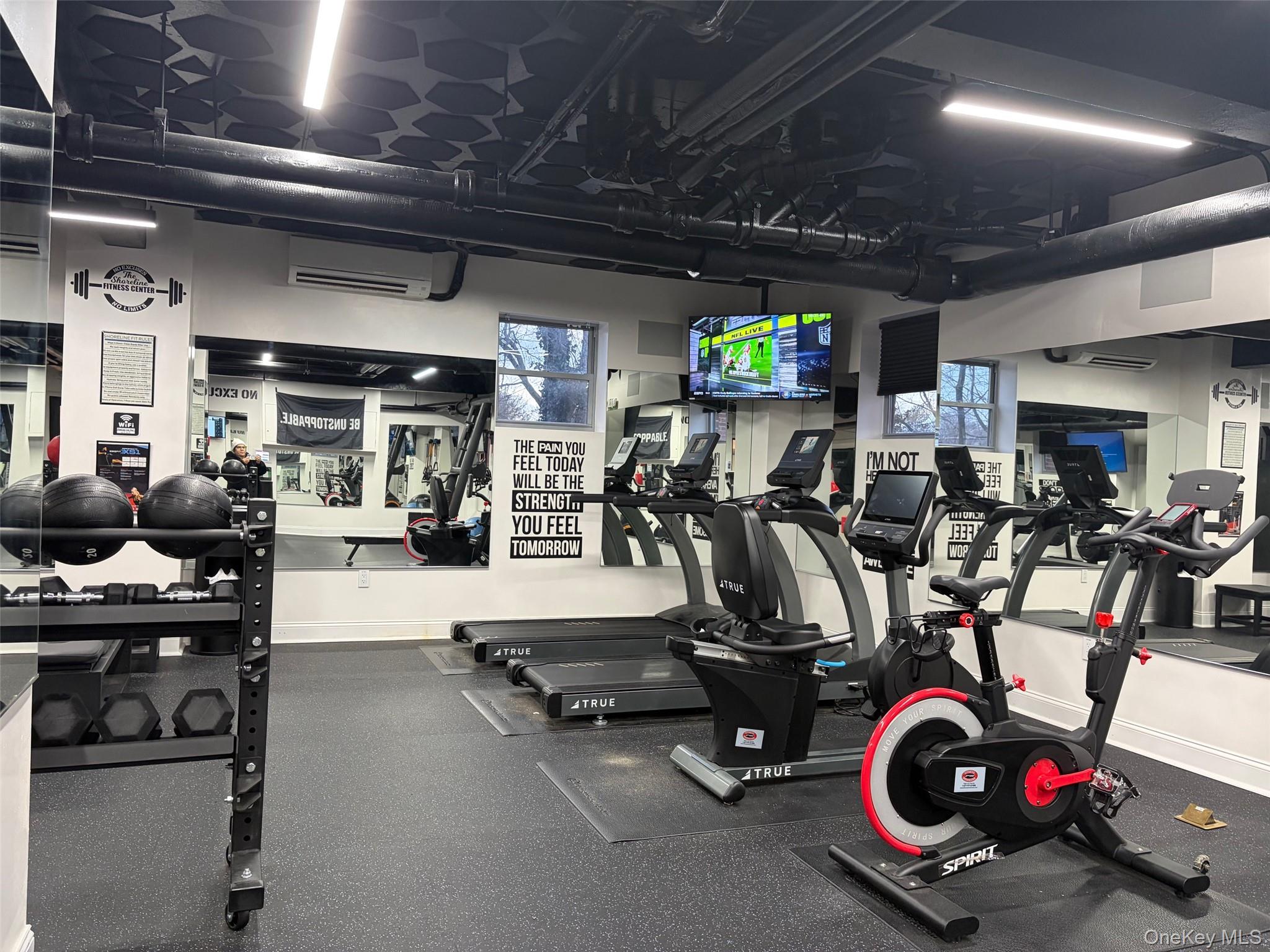 #13 photo, 210 Pelham Road, New Rochelle , NY 10805