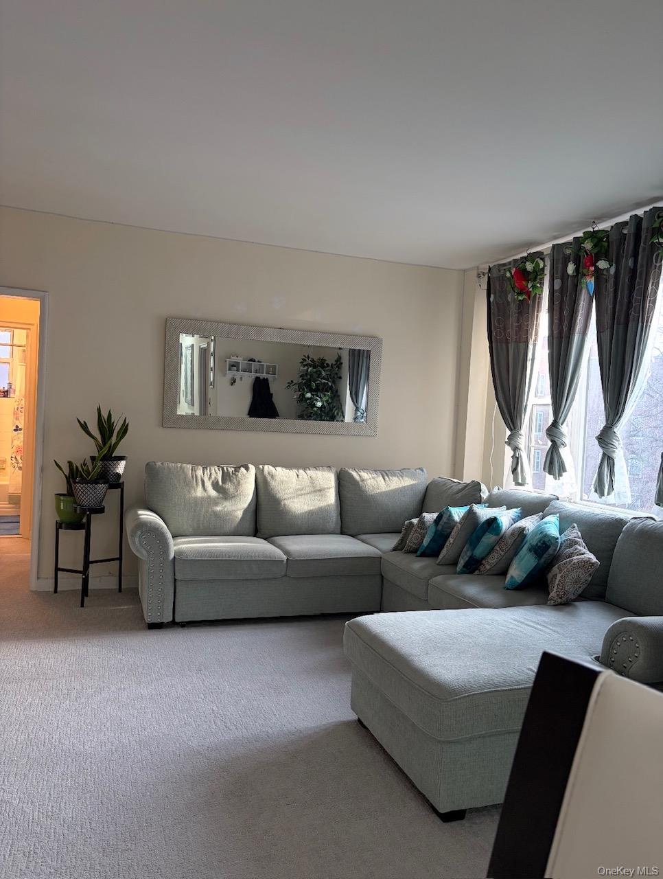 #16 photo, 210 Pelham Road, New Rochelle , NY 10805