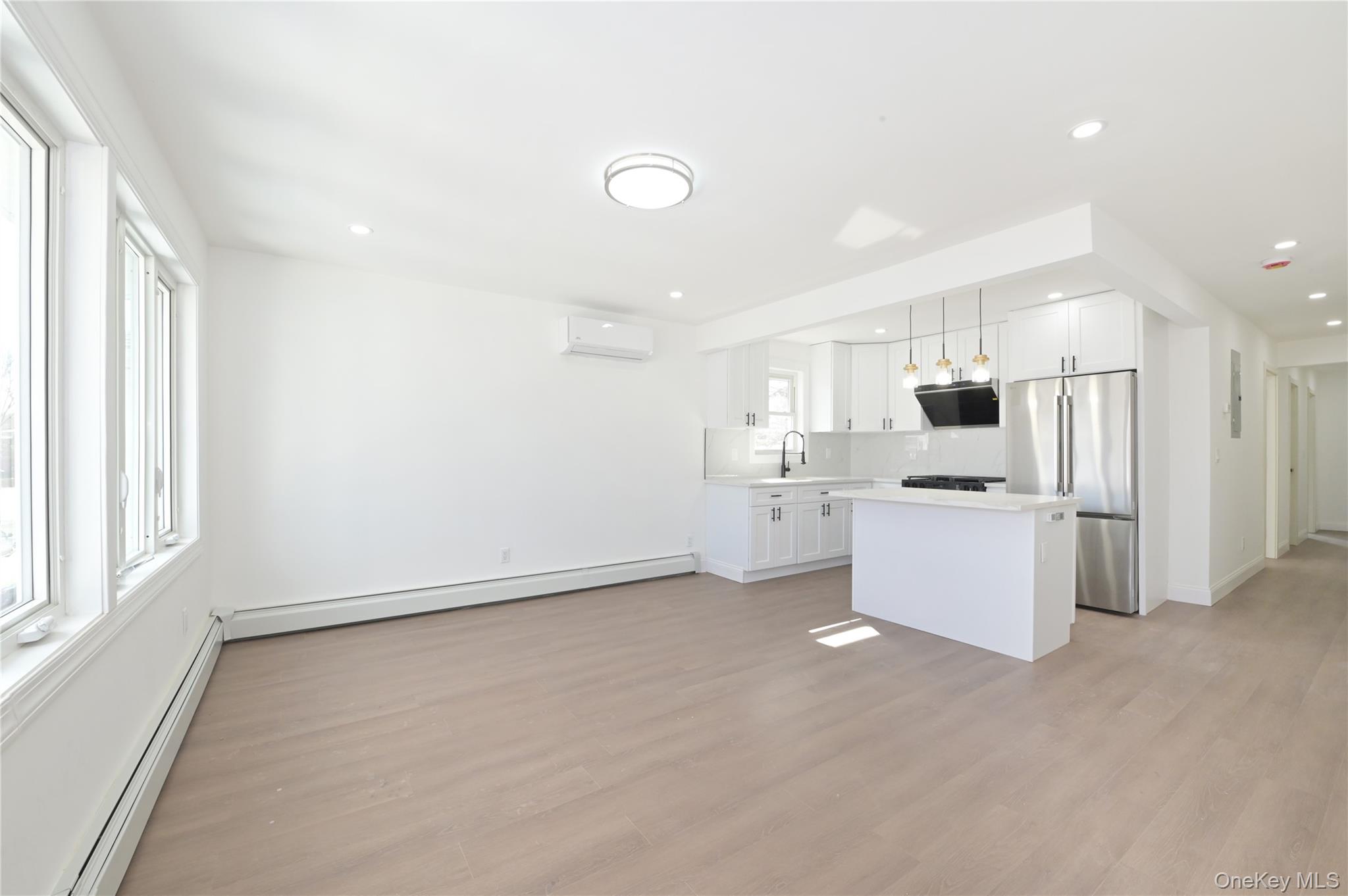 #12 photo, 64-46 217th Street, Bayside , NY 11364