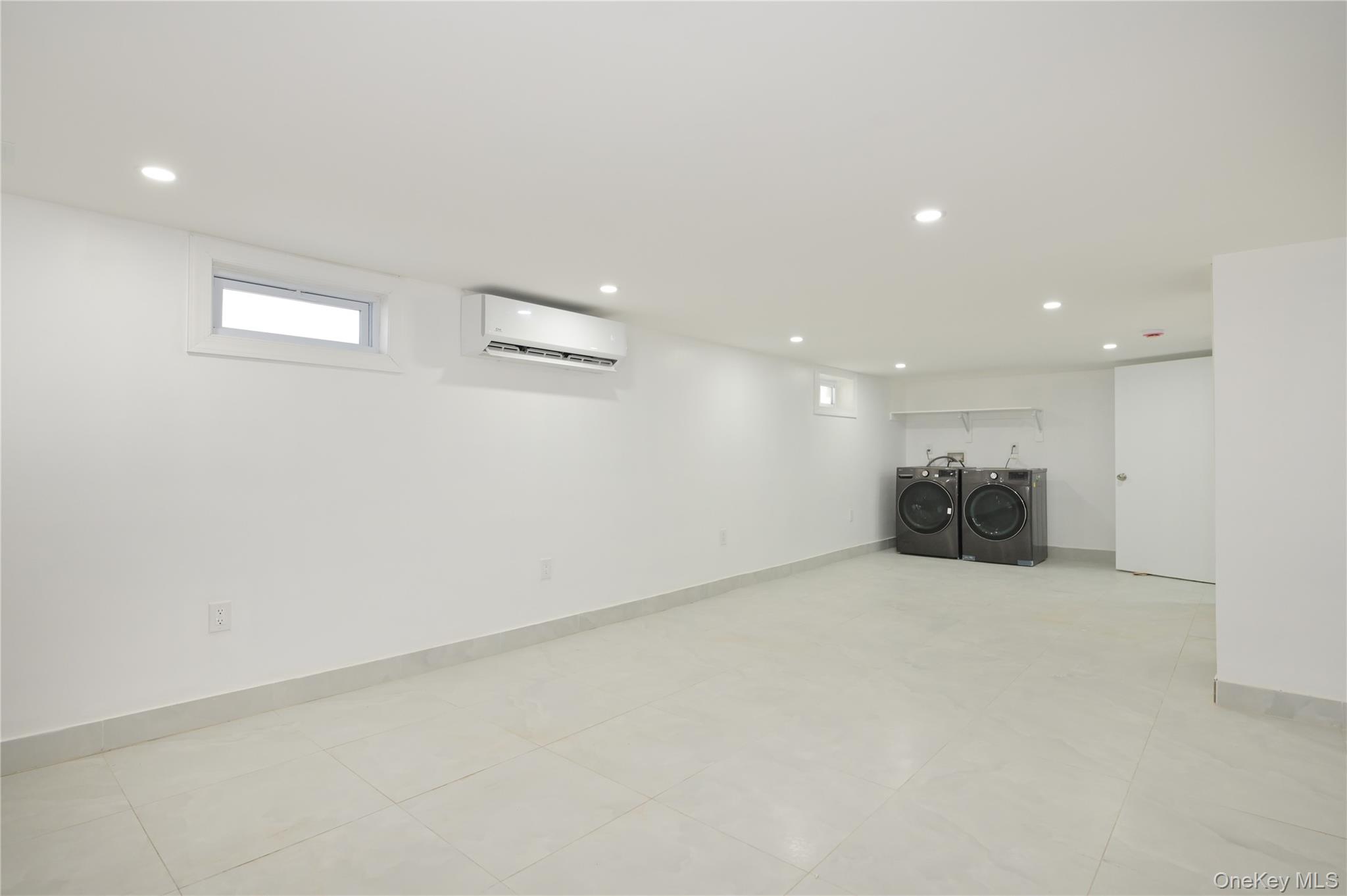 #14 photo, 64-46 217th Street, Bayside , NY 11364