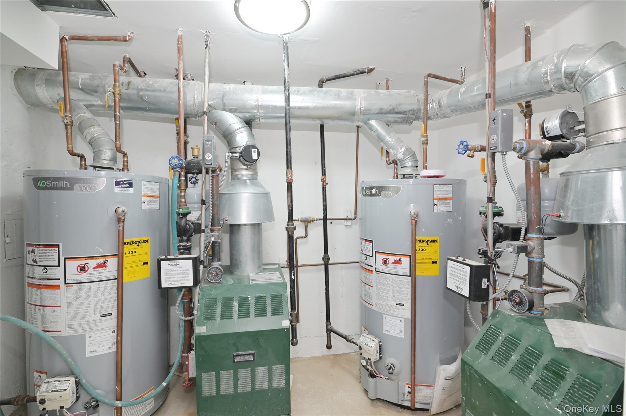 #16 photo, 64-46 217th Street, Bayside , NY 11364