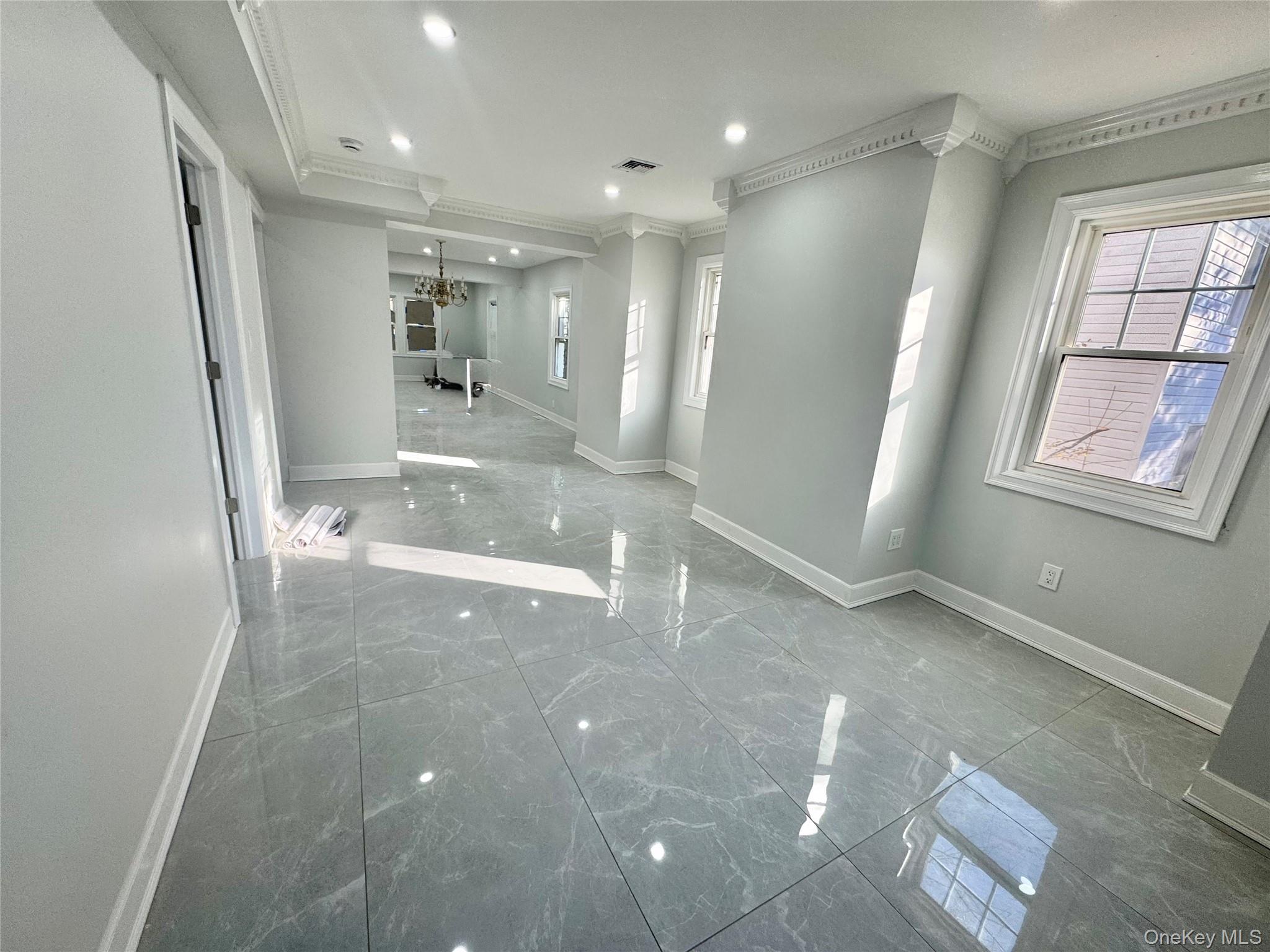 #4 photo, 32 A Berkshire Road, 롱 아일랜드 그레이트넥 Great Neck , NY 11023