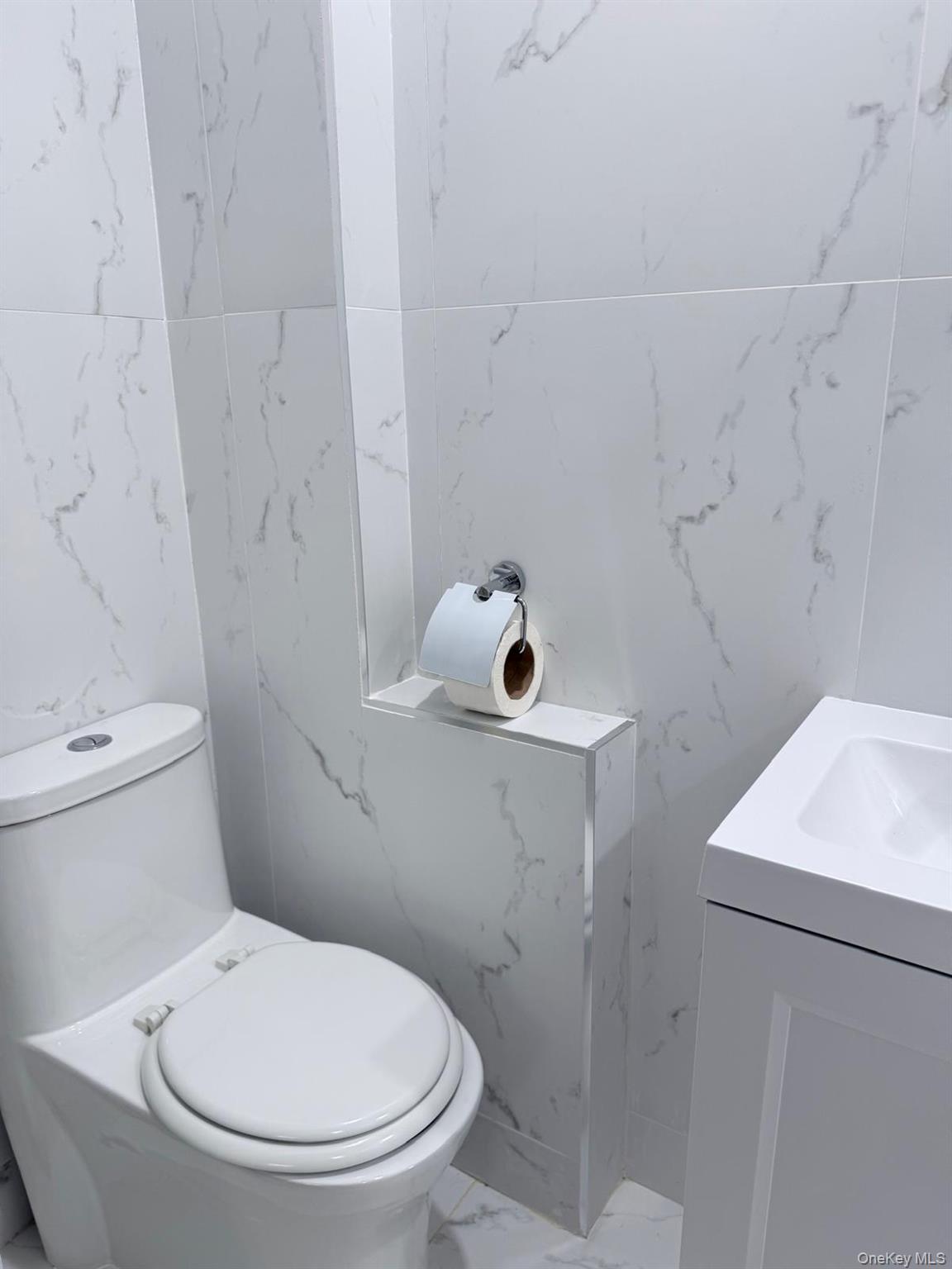 #12 photo, 6259 60th Street, Куинс ‖ Ridgewood , NY 11385