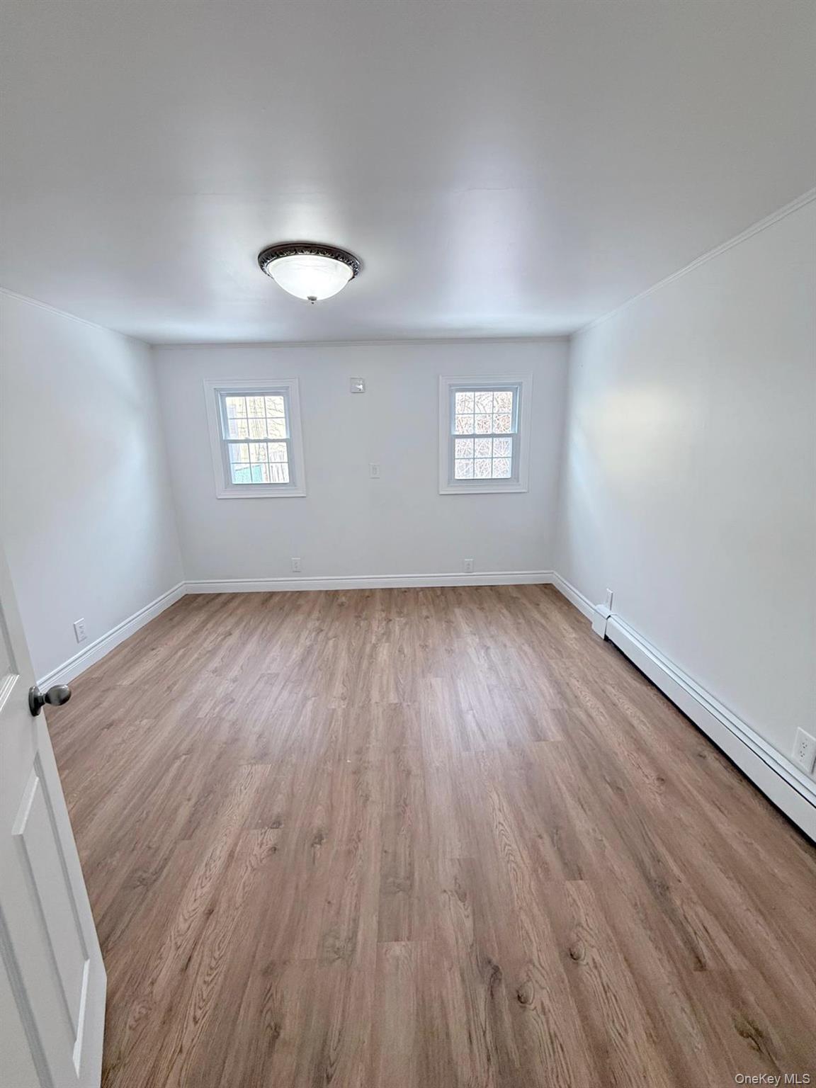 #9 photo, 6259 60th Street, Куинс ‖ Ridgewood , NY 11385