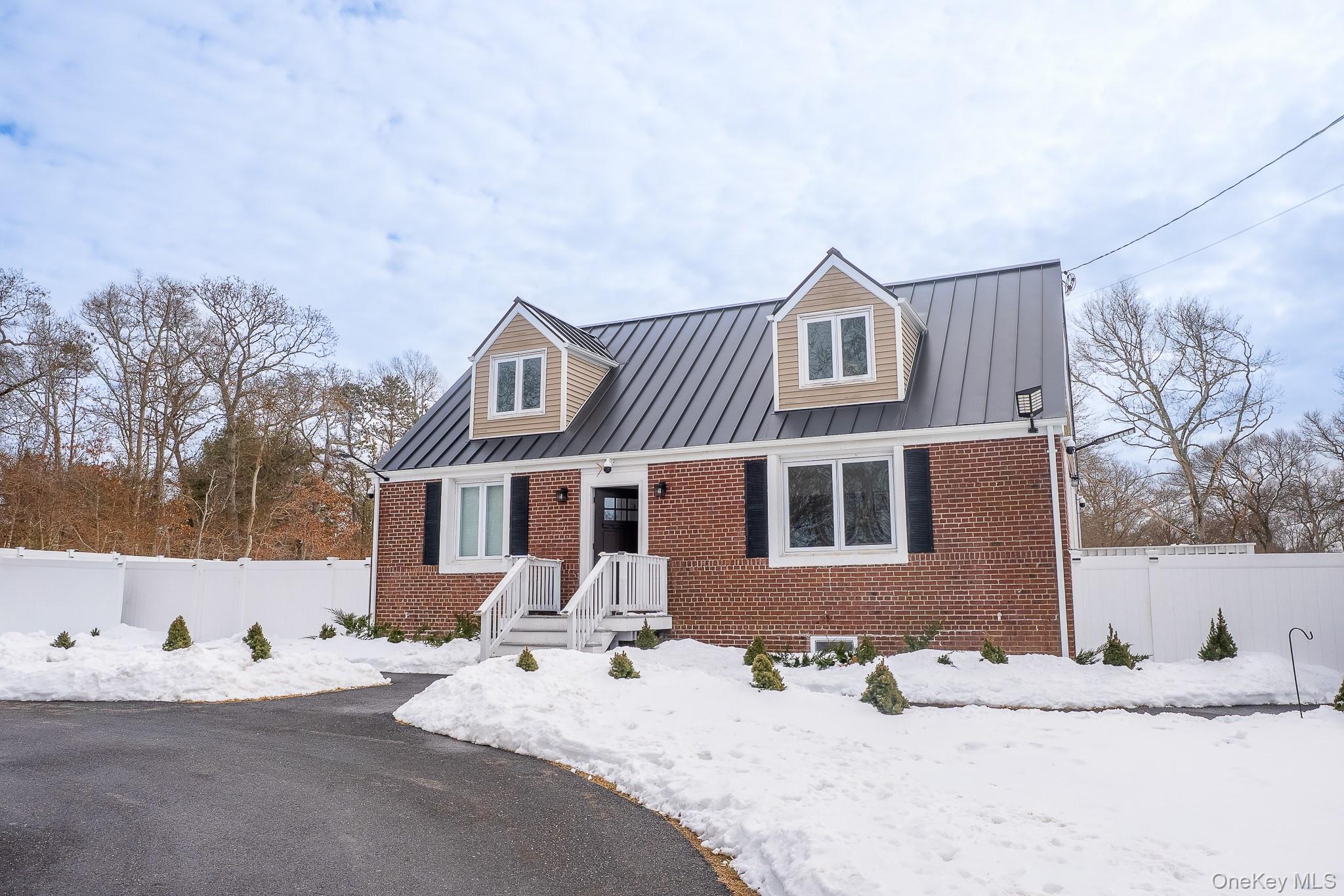 #3 photo, 4 Riverside Avenue, 롱 아일랜드 Mastic Beach , NY 11951