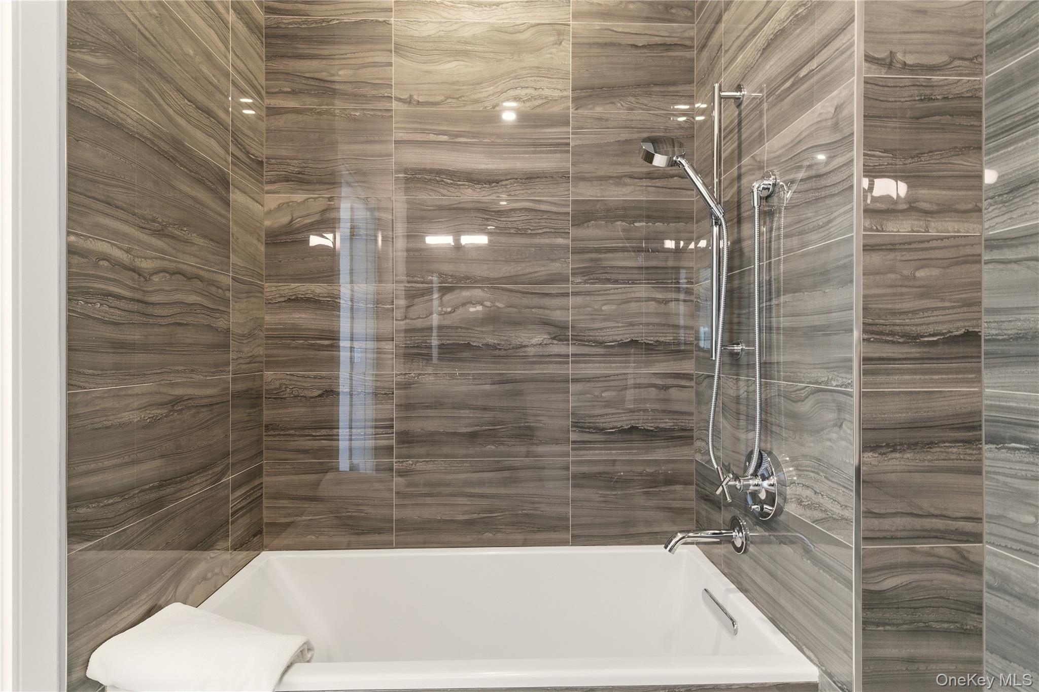 #16 photo, 100 Garvies Point Road, Glen Cove , NY 11542