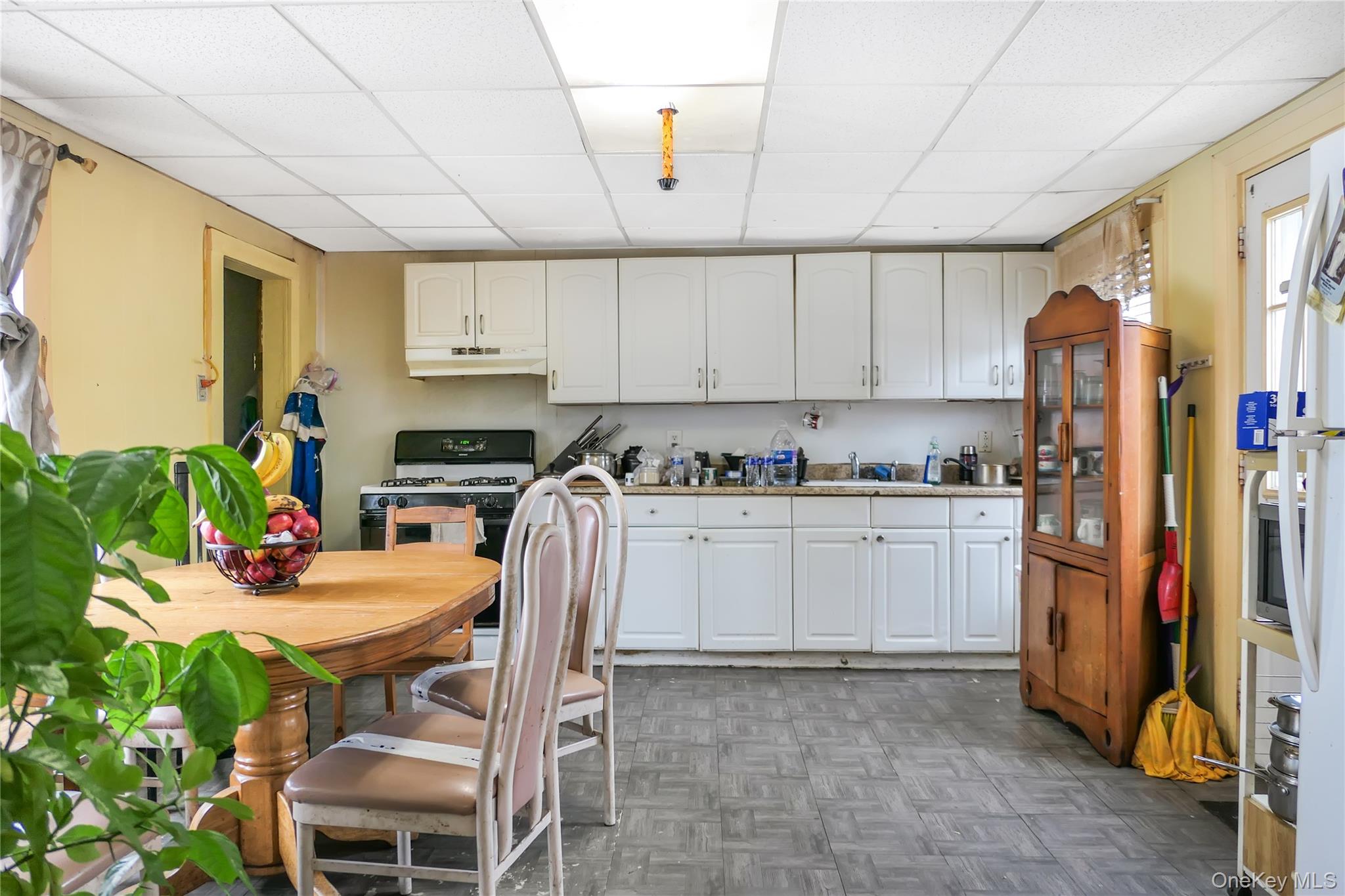 #8 photo, 49 Academy Street, 롱 아일랜드 Patchogue , NY 11772