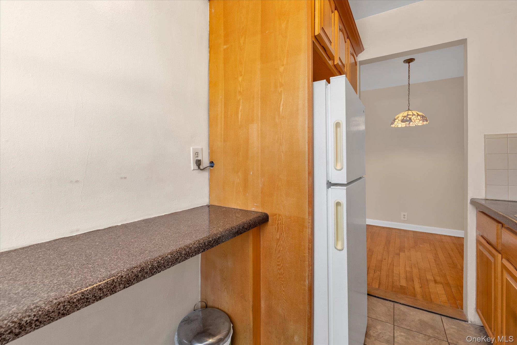 #14 photo, 67-50 197th Street, Fresh Meadows , NY 11365