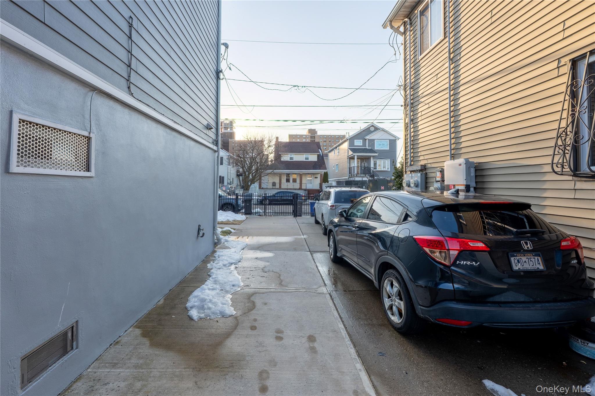 #13 photo, 436 Beach 37th Street, 皇后区 Far Rockaway , NY 11691