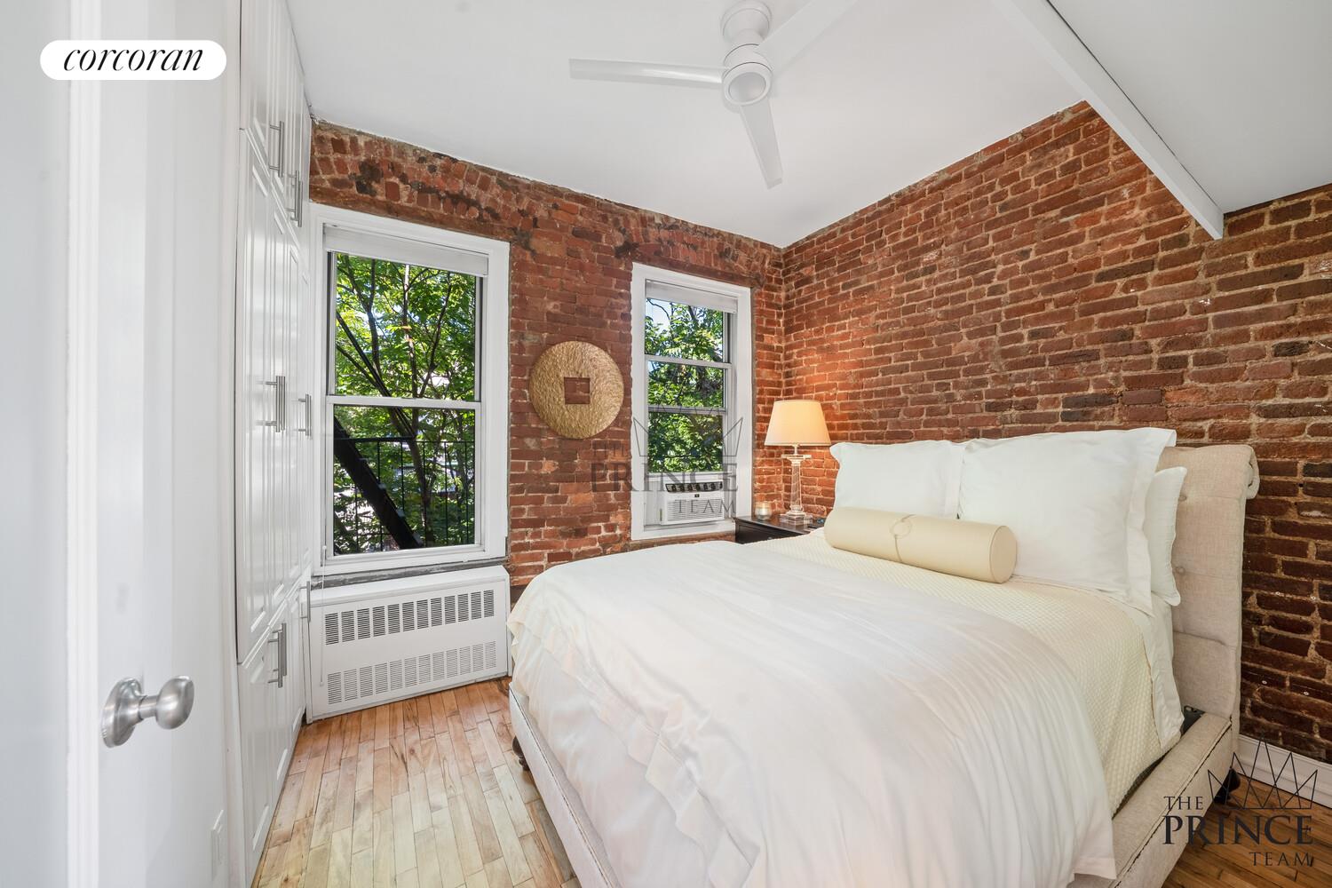 #4 photo, 77 PERRY Street, West Village , NY 10014