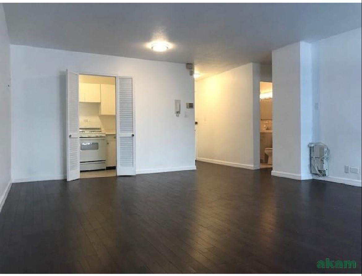 #4 photo, New York City, Upper East Side , NY 10022