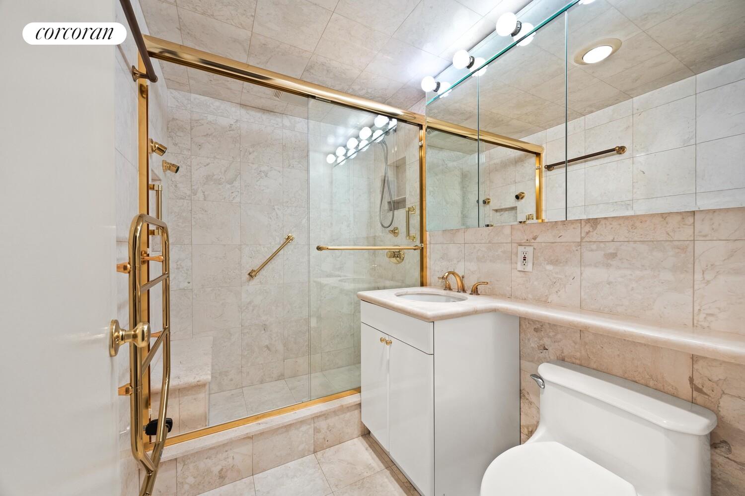 #12 photo, 525 E 86TH Street, मैनहटन Yorkville , NY 10028