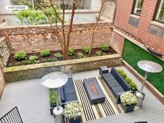 #1 photo, 220 W 14TH Street, West Village , NY 10011