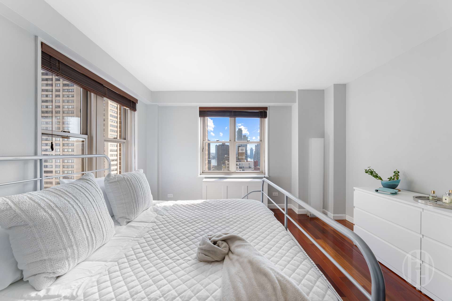 #10 photo, 137 E 36th Street, मैनहटन Murray Hill , NY 10016