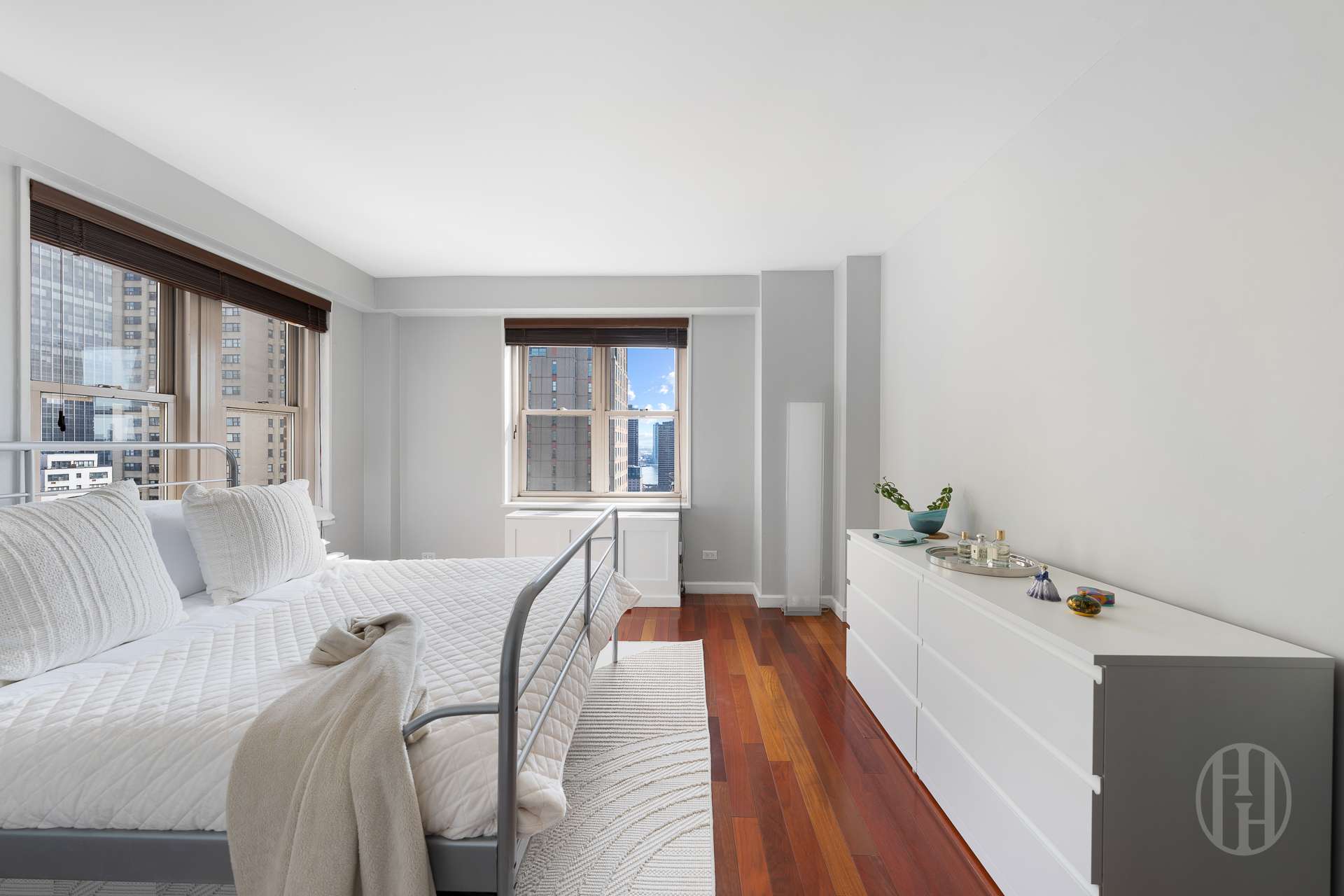 #9 photo, 137 E 36th Street, मैनहटन Murray Hill , NY 10016