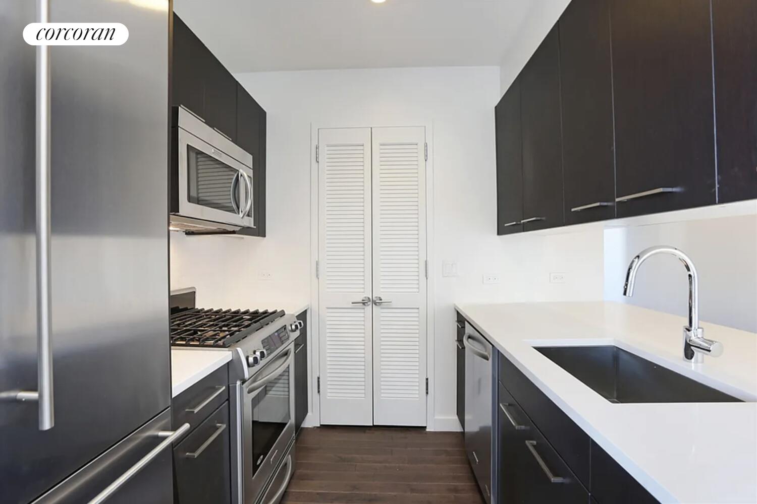 #4 photo, 321 W 110TH Street, South Harlem , NY 10026