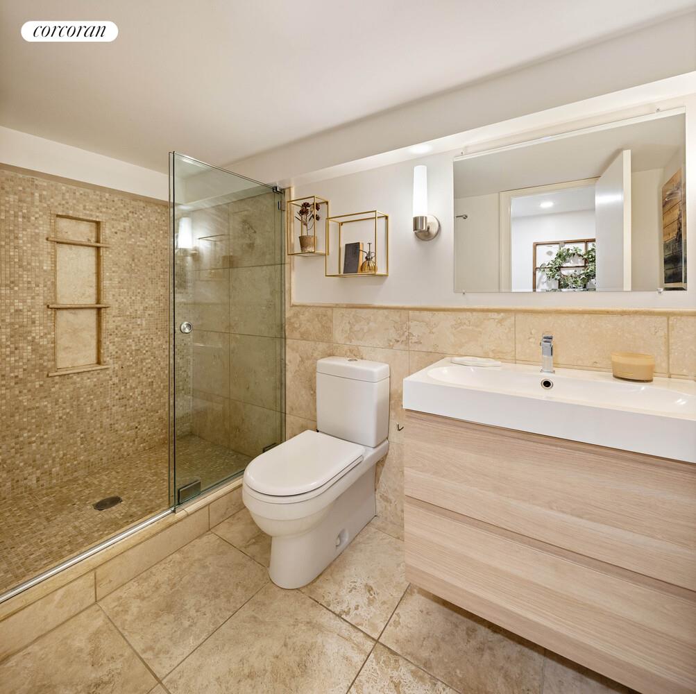 #18 photo, 108 W 69TH Street, Манхэттен ‖ Lincoln Square , NY 10023