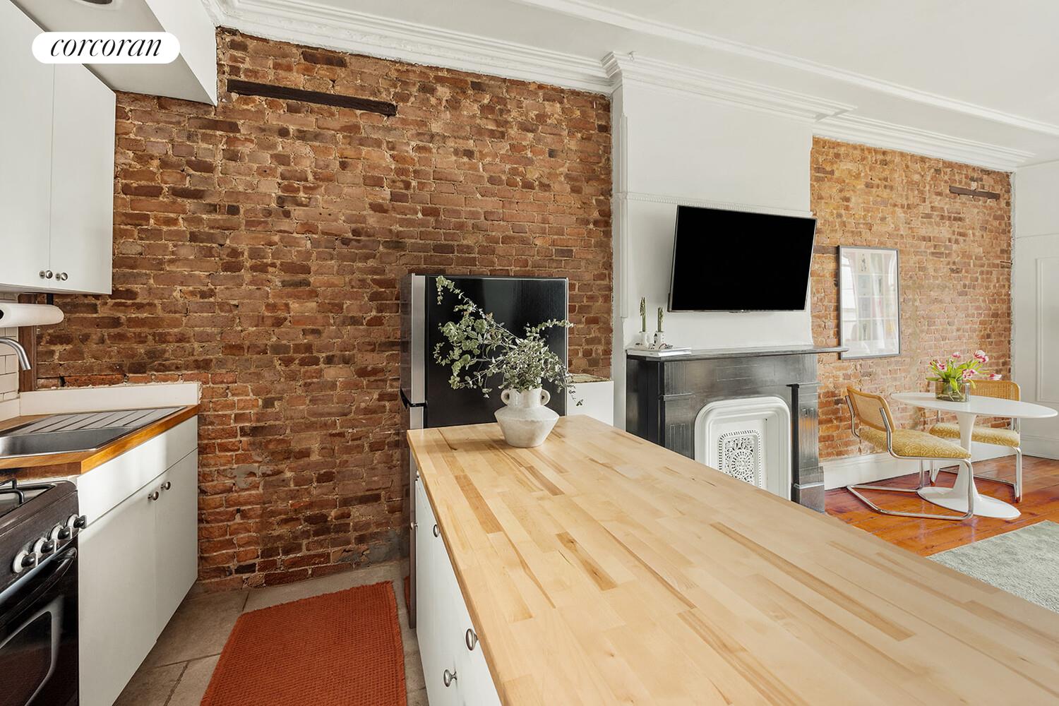 #4 photo, 112 BERKELEY Place, Park Slope , NY 11217