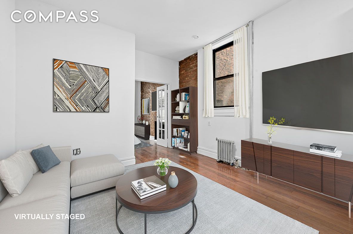 #2 photo, New York City, East Village , NY 10009