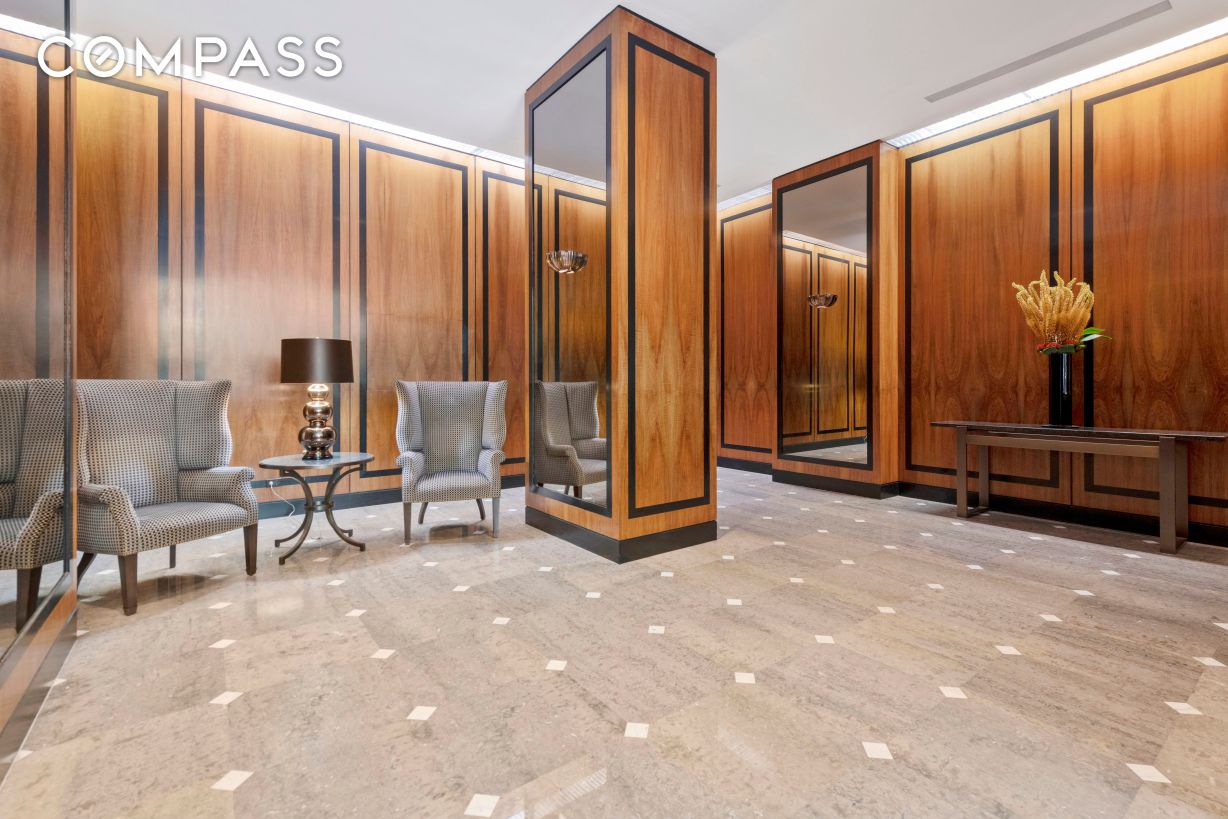 #9 photo, 300 E 74th Street, 맨해튼 Lenox Hill , NY 10021