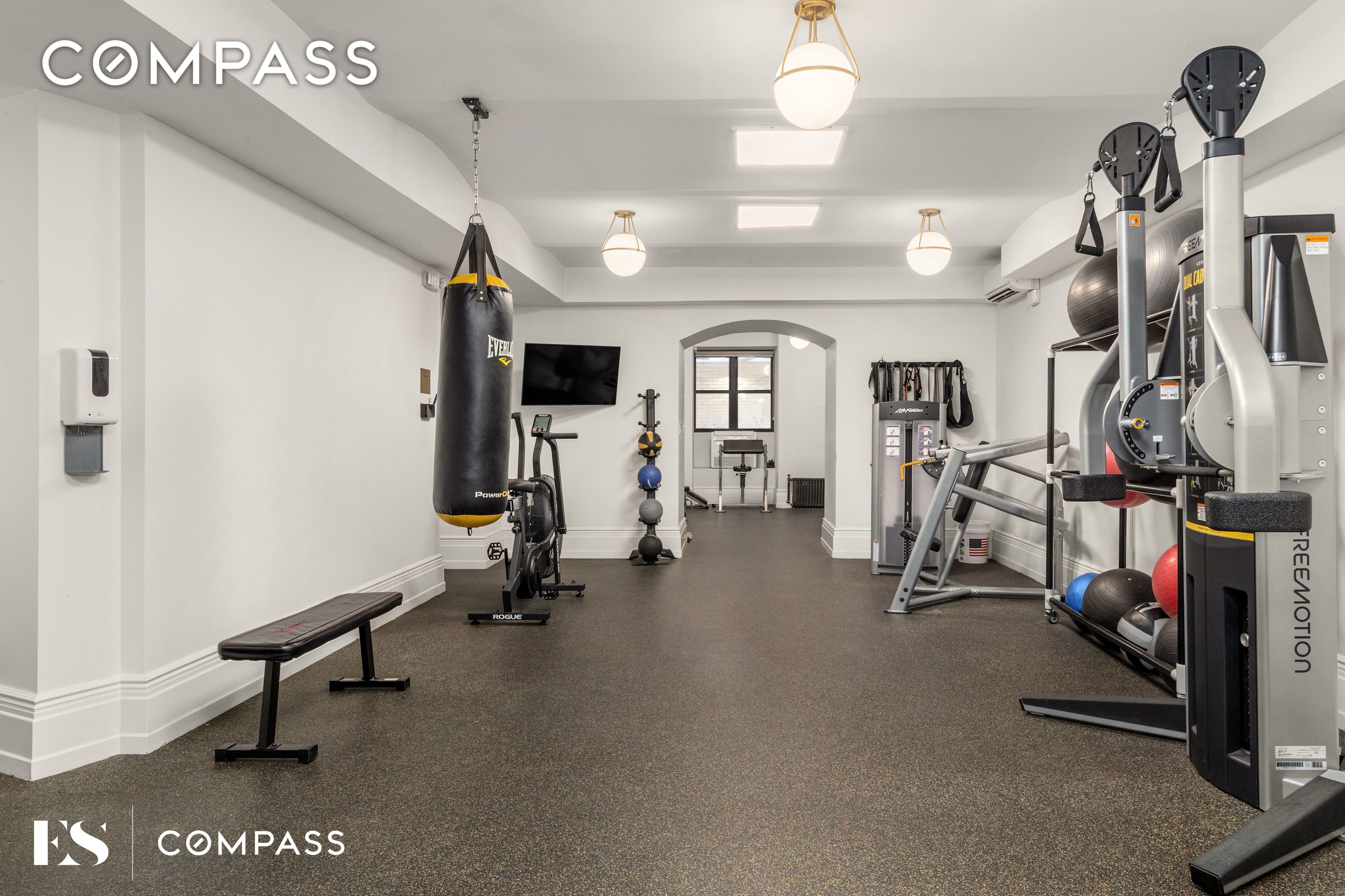 #8 photo, 205 W 57th Street, ম্যানহাটন Midtown , NY 10019