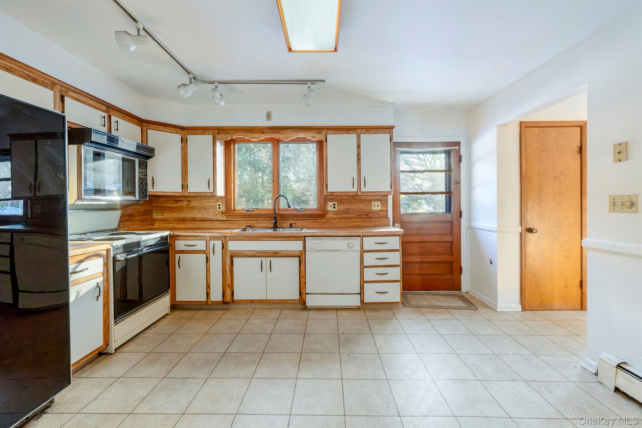 #14 photo, 609 New Paltz Road, Highland , NY 12528