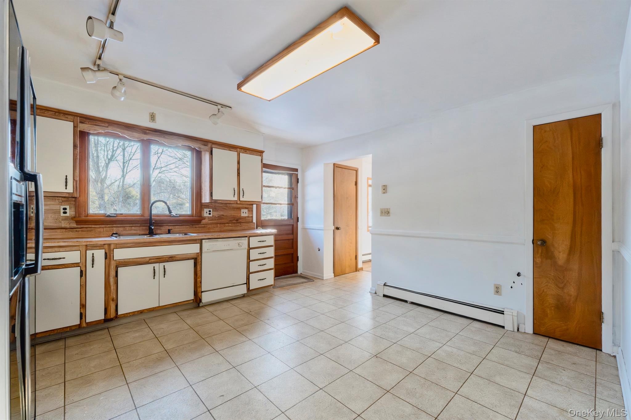 #15 photo, 609 New Paltz Road, Highland , NY 12528