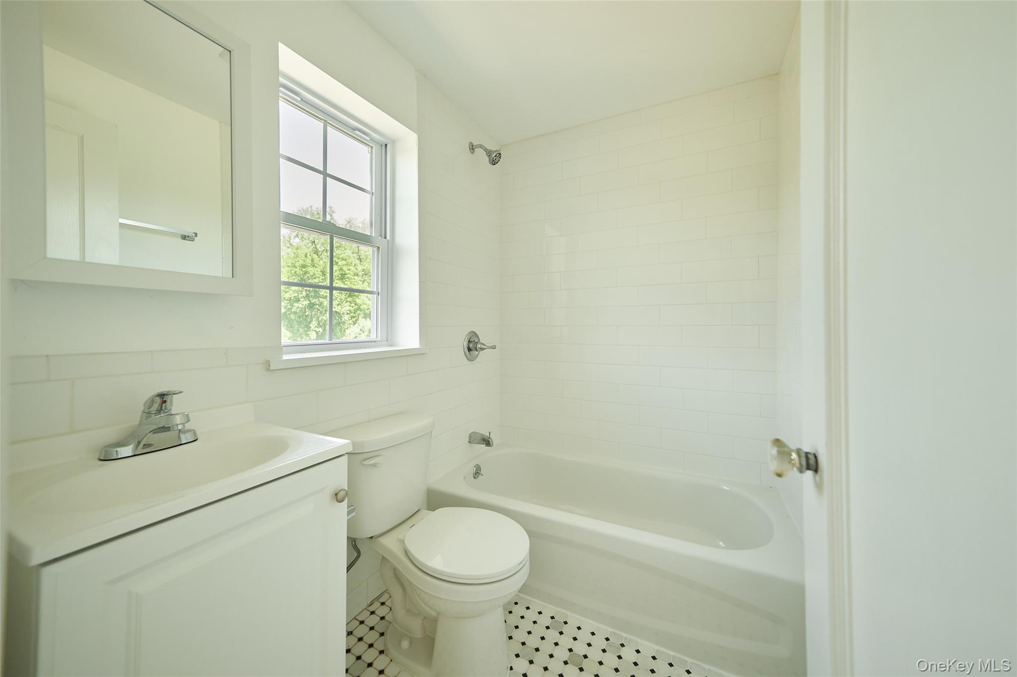 #6 photo, 5728 209 Highway, 纽约州 Kerhonkson , NY 12446