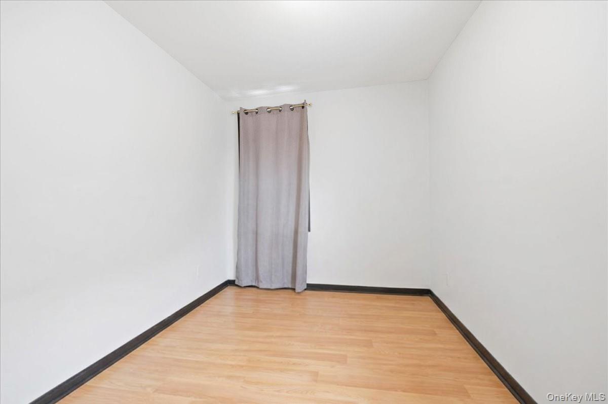 #19 photo, 4423 Mundy Lane, Bronx , NY 10466