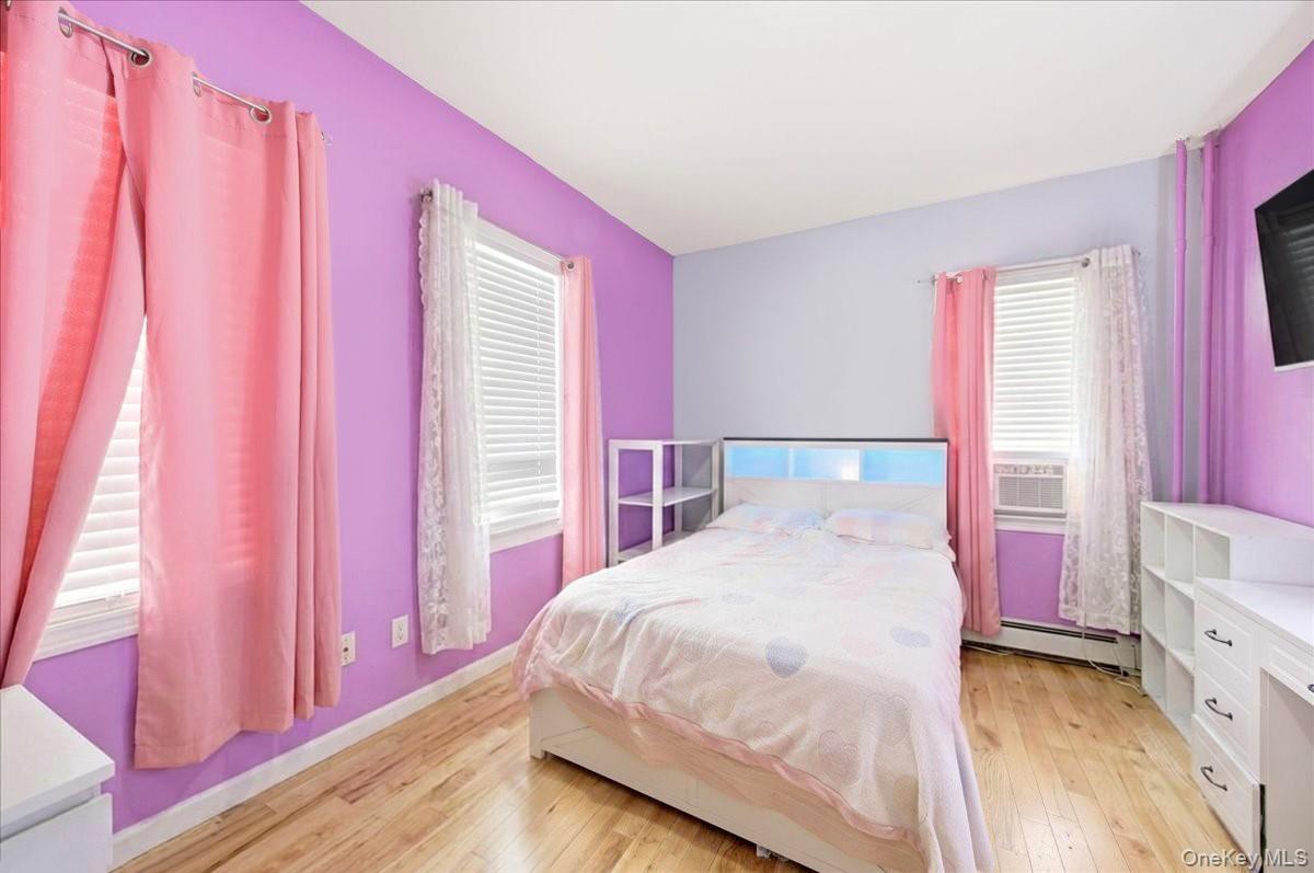 #7 photo, 4423 Mundy Lane, Bronx , NY 10466