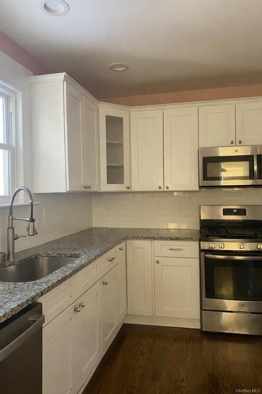 #7 photo, 26 Hillside Avenue, Tuxedo Park , NY 10987