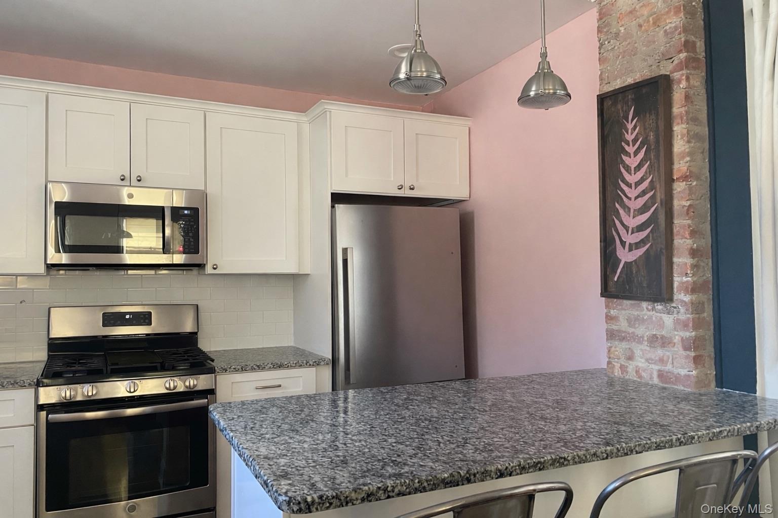 #8 photo, 26 Hillside Avenue, Tuxedo Park , NY 10987