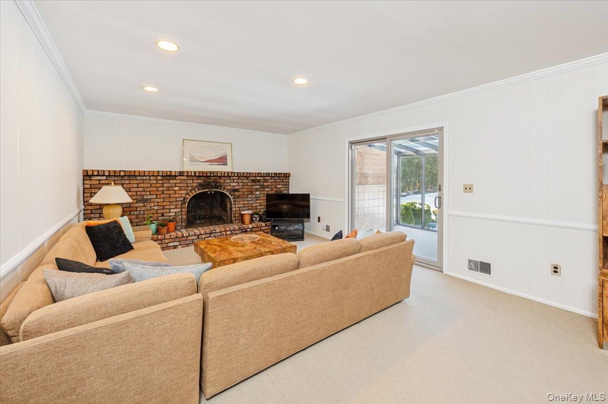 #8 photo, 4 Seymour Drive, New City , NY 10956