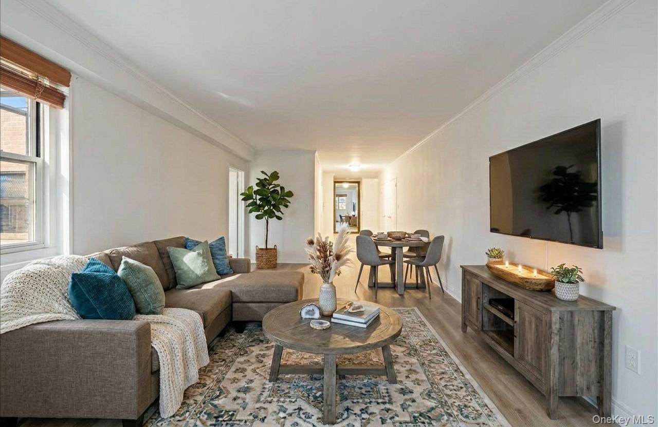 #12 photo, 30 Lake Street, White Plains , NY 10603