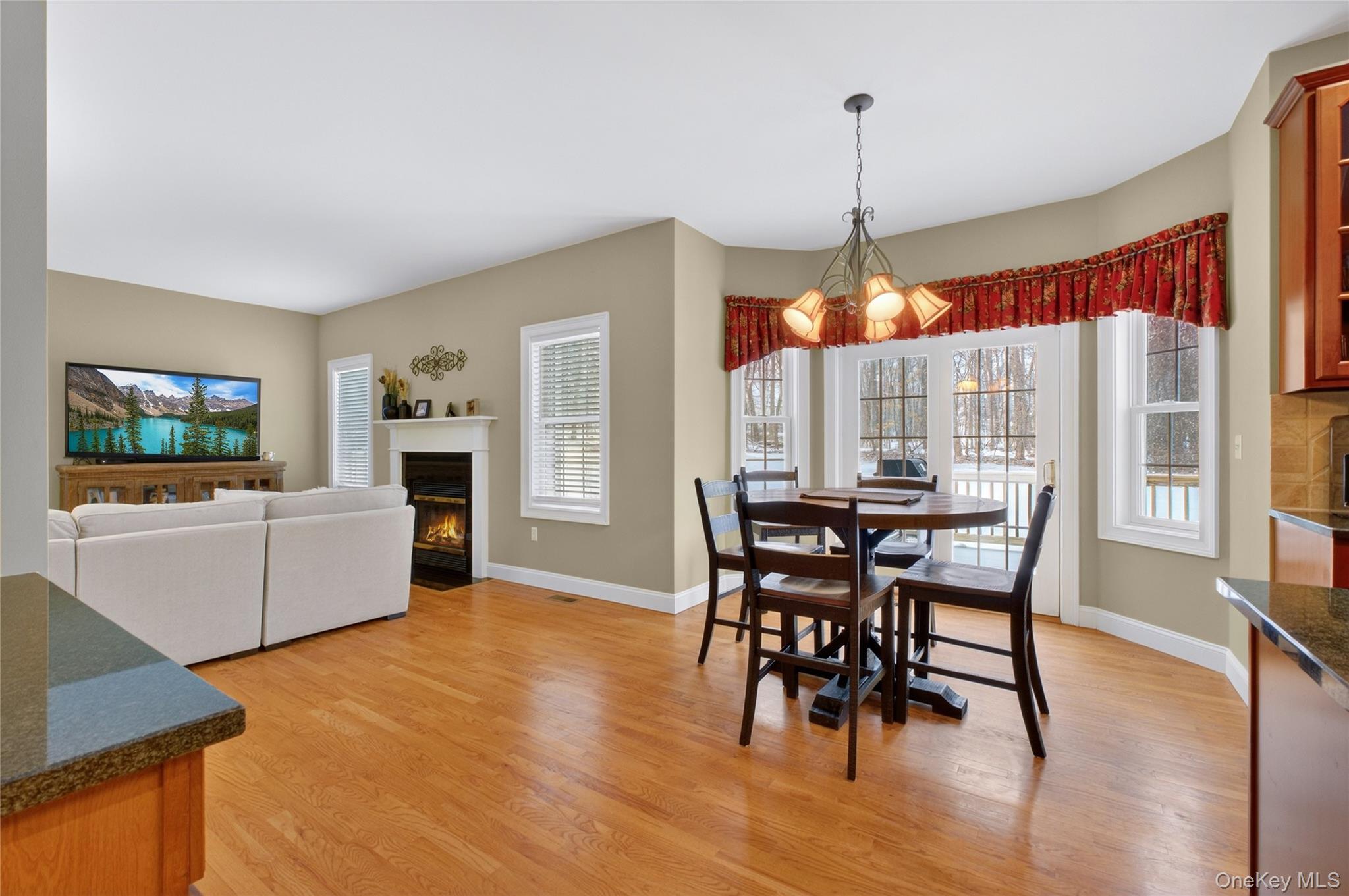 #15 photo, 31 Dew Drop Lane, 纽约州 Hopewell Junction , NY 12533